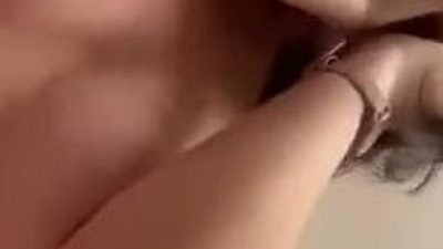 Địt em gái chưa rã đồ cực phê