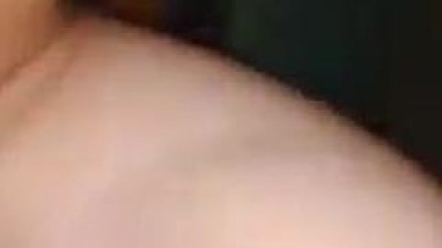 Tê hết lồn em rồi anh ơi