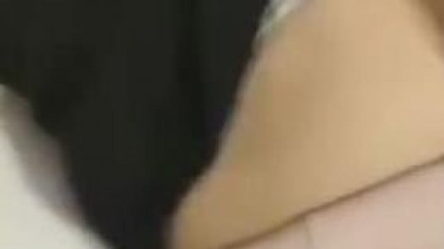 Sờ vú chị chung công ty say xỉn