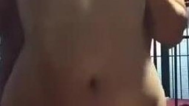 Em rau vú to bị nắc tơi bời