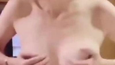 lâu ngày mới đụ lại em nó