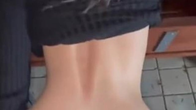 Rủ người yêu ra công viên doggy cực sướng