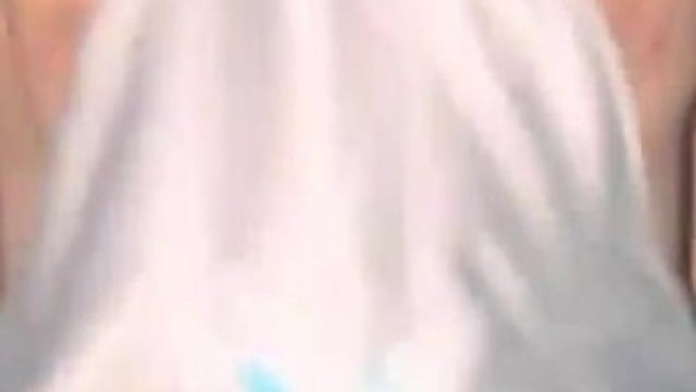 Sếp ốm em thực tập qua thăm