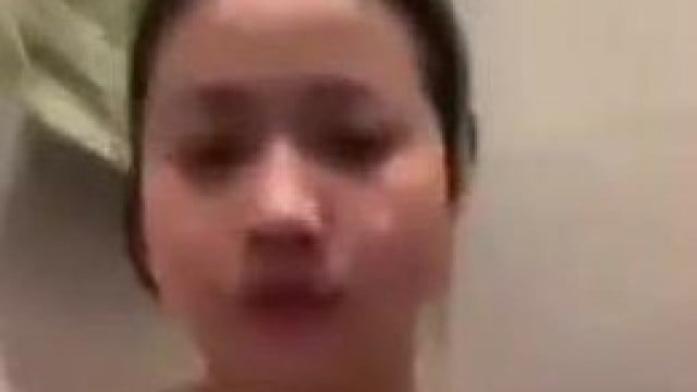 Minh Anh – cởi đồ vay tiền #1.