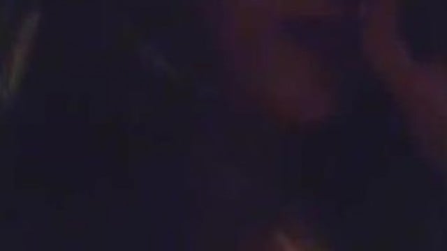 Em gái chat xxx với người lạ