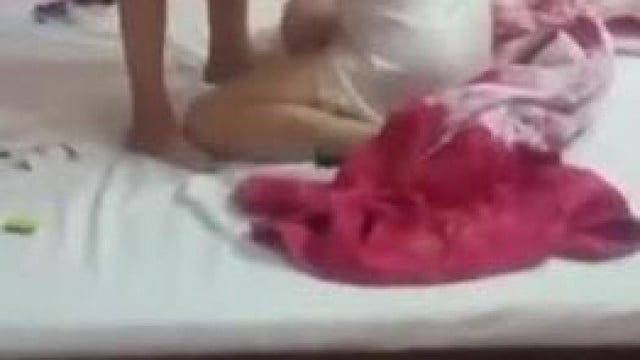 vợ dâm bú cu chồng cực bạo