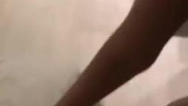 Chơi Em Ghệ Dâm Không Mang Bao Rồi Xuất Tinh Lên Mặt