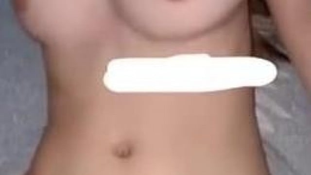 Làm nháy cuối với thằng bạn thân rồi ngày mai đi lấy chồng