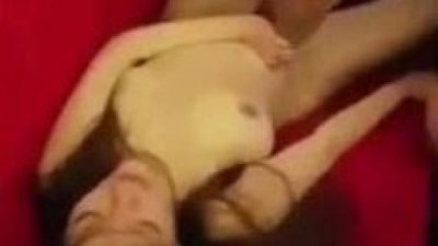 Móc kiểu này thì bím nào chịu nổi