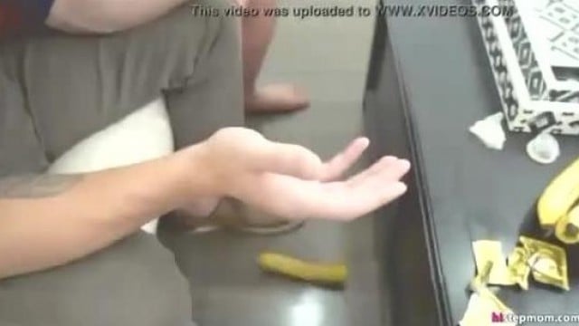 Mẹ kế đo cu dài cỡ nào để địt được chưa