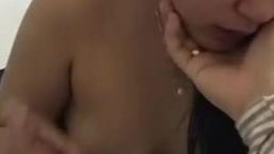 Được cô bạn thân bú cu bao phê