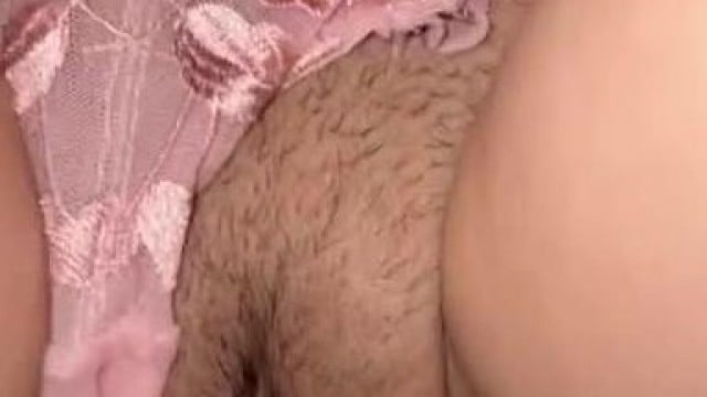 Bé múp chil chil theo nhạc zung tàu