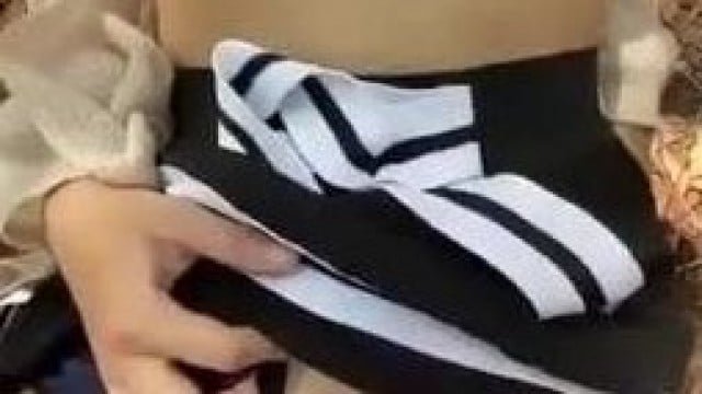 Gạ em sugar baby vào rừng .