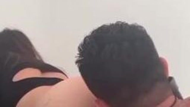 Kích Thích Bím Bằng Sextoy Rồi Chơi Doggy Em Hàng Cực Dâm Đãng