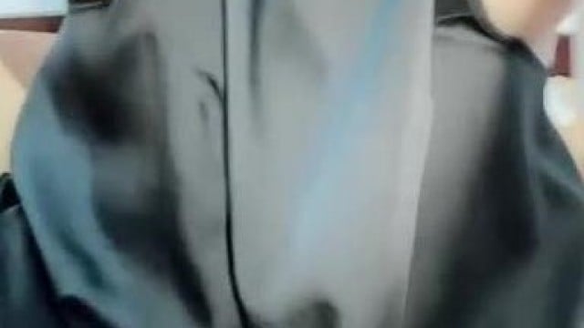 Nhã xinh dâm tự sướng