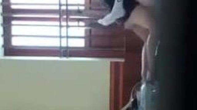 Quay lén bạn gái cấp 3