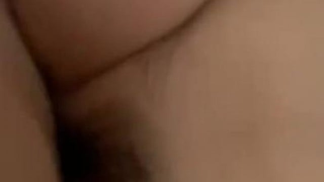 Lên web hẹn hò thanh niên gạ gẫm được máy báy vú to chảy xệ lồn dâm thèm địt .