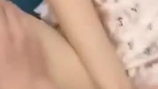 Chơi con em vợ ngại ngùng