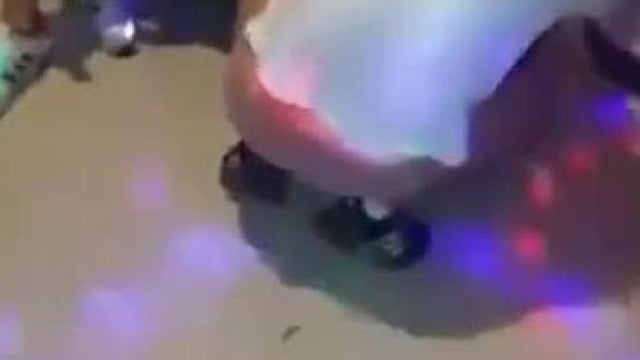 Thác loạn karaoke quận 4