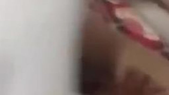 Gái sục cu sướng nhờ