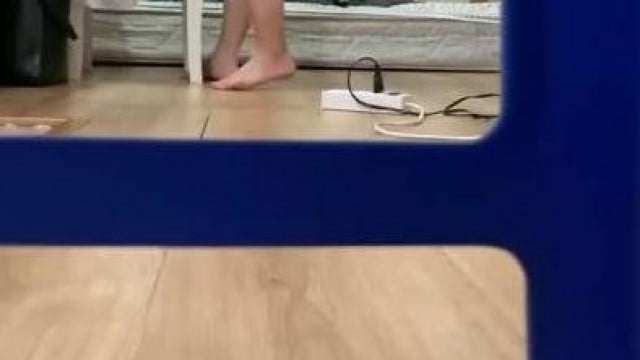 Quay lén em sinh viên cực múp thay đồ