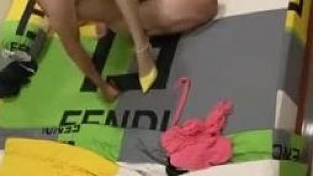 Địt chị gái làm chung công ty