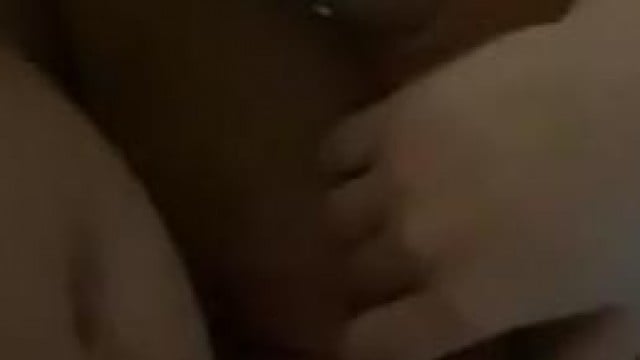 Xuất tinh vào bím thánh nữ vanky