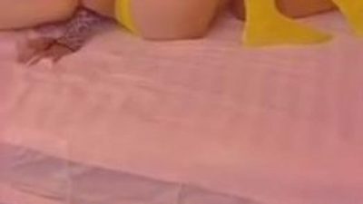 Thuê Hẵn 2 Con Hàng Cho Thằng Bạn Thân Để Nó Hưởng Thụ