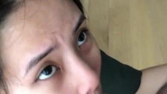 Xuất Tinh Trùng Lên Mặt Em