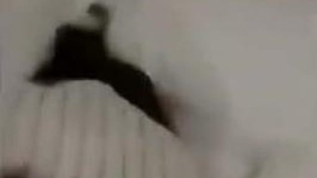 Đang ngủ bị kêu dậy chịch ư ư