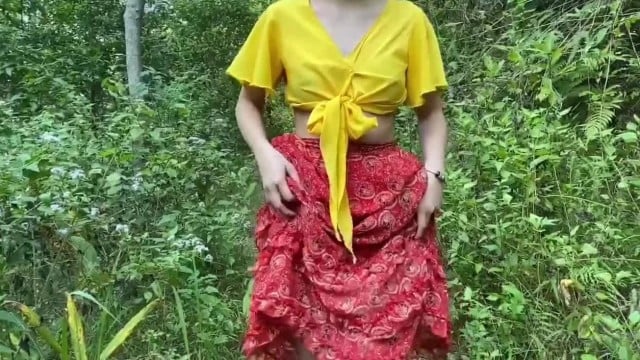 Đi dạo 1 vòng cùng em gái bản