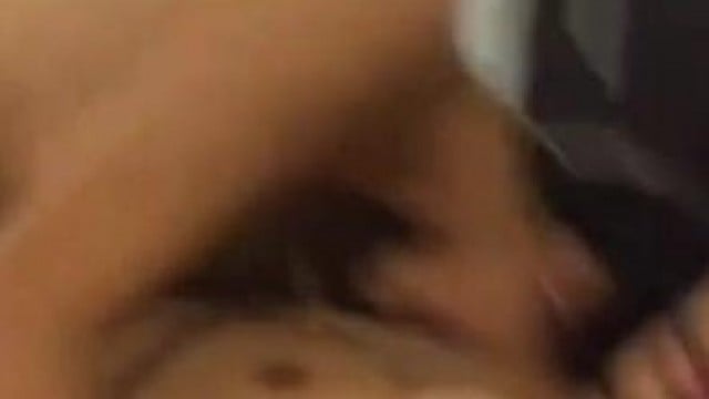 Em chơi kiểu phi ngựa