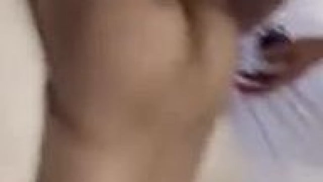 Lan Anh (@lananh9496) cuồng dâm thích chơi tập thể – phần 1