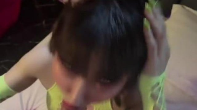 Chỉ cần có tiền là có em Trang xinh xịn mịn