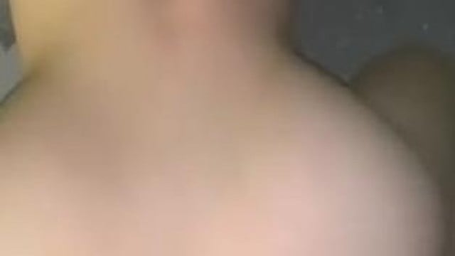 Vk dâm thèm chim lạ