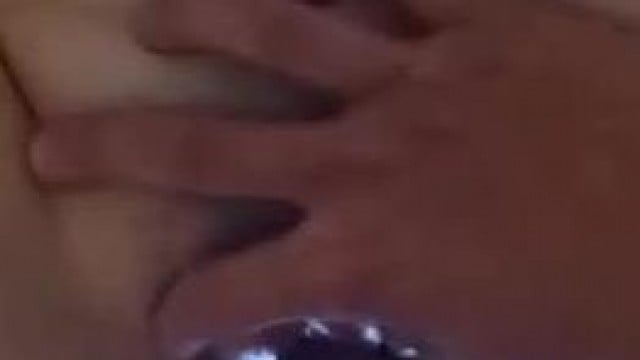 Thích Chà Đầu Buồi Lên Mép Lồn Của Em