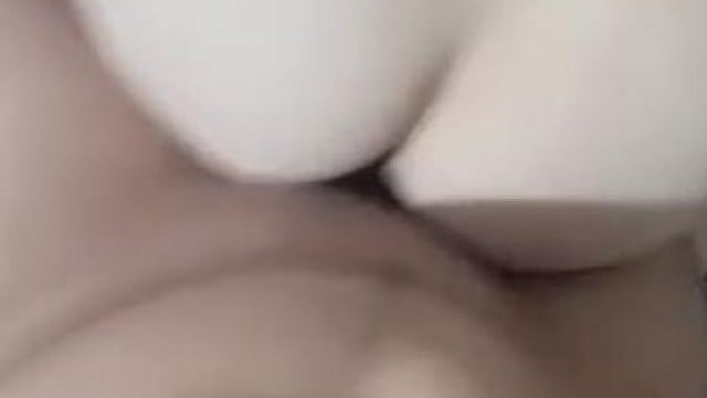 Doggy xuất tinh vào em gái trắng cực phẩm