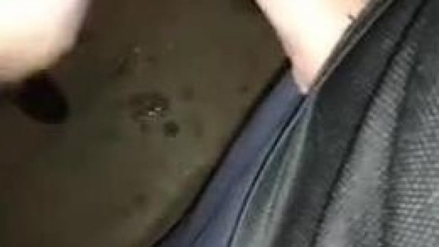 Em ghệ bú cu ngay cầu thang