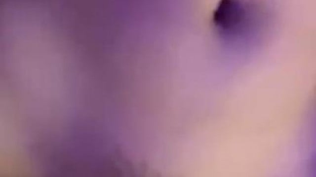 Em gái lồn non tơ lần đầu địt nhau