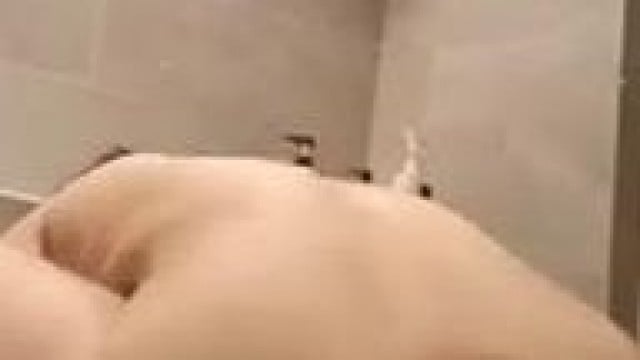 Cưới phải con vợ dâm nó da cho mệt nghỉ