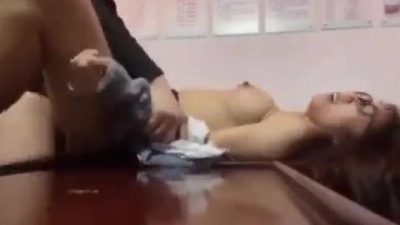 Khi không có ai anh địt em