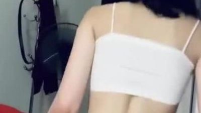 Em sinh viên kiếm tiền bằng lồn và anh đại gia có vợ con