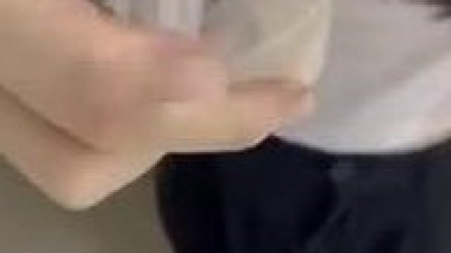 Em gái xinh xin ít tinh trùng về làm đẹp