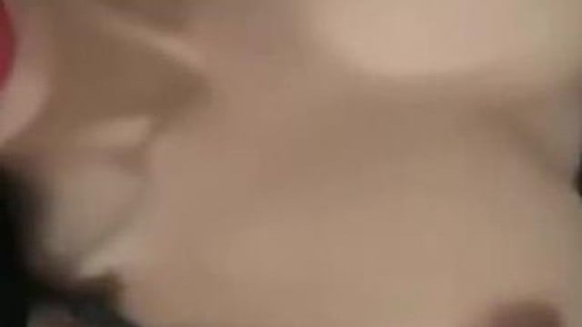 Cặp vú em căng quá anh bú em đi