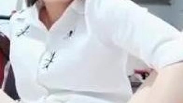 Em công nhân móc lồn thủ dâm .