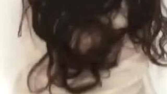 Em nhân viên hàng ngon