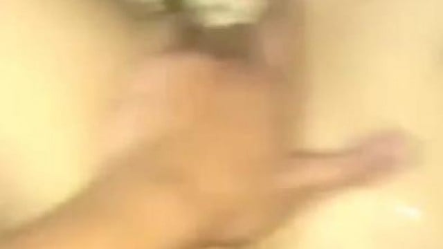 Con em họ phê đến khóc