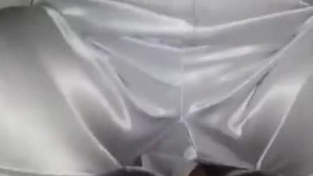 Lộ clip cô giáo dậy môn Văn dâm đãng thèm địt và thầy hiệu trưởng trong nhà nghỉ