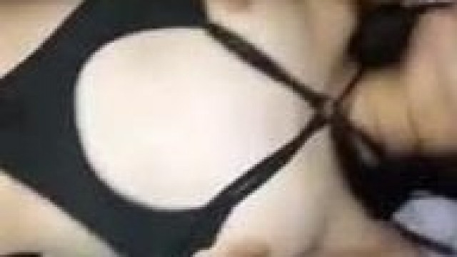 Con bồ mặc đồ gợi cảm để được địt lâu hơn nữa !.