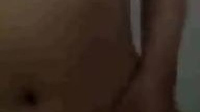 Gái 1 con đụ trai trẻ .